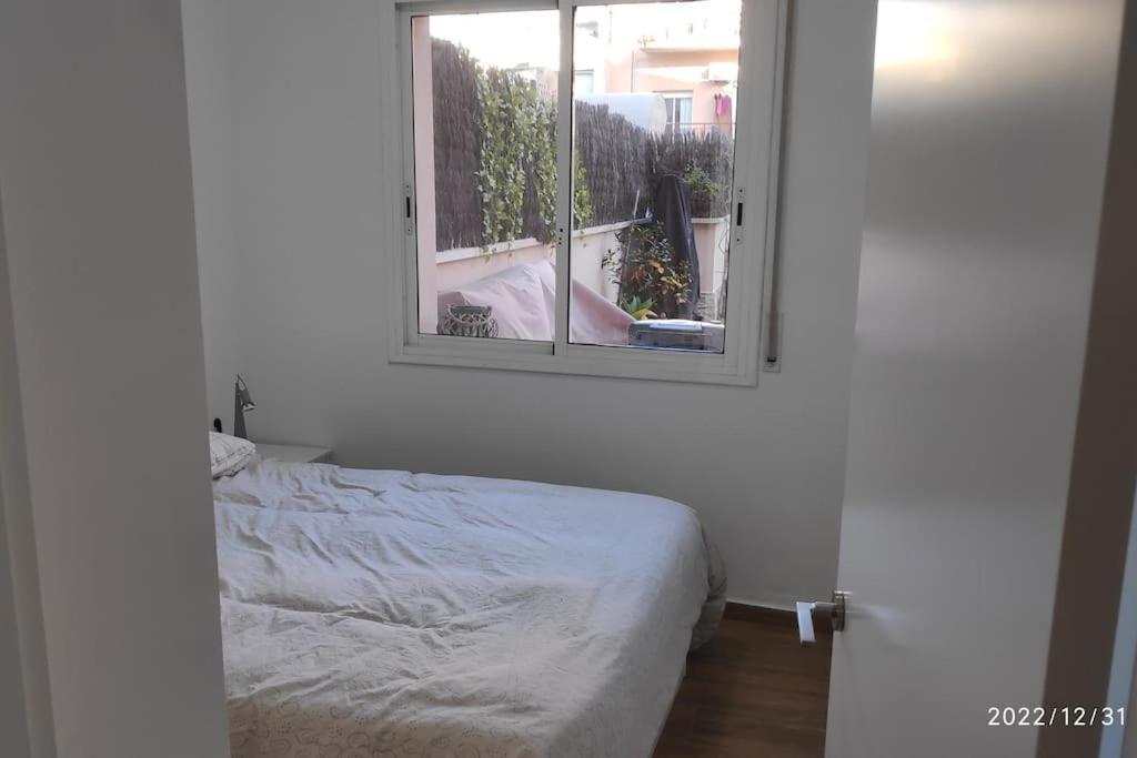 Precioso Apartamento Con Magnifico Patio. Sant Feliu de Llobregat Ngoại thất bức ảnh